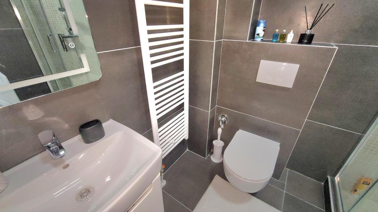 Studio Apartment Lora Lux SJJ Exterior foto